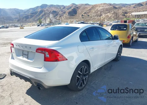 2017 Volvo S60 T5 Dynamic из США, поврежденный, VIN YV126MFL7H2432658